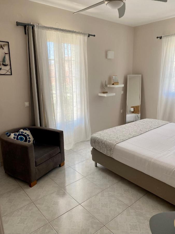 Filippos Apartments Argostoli  Eksteriør billede