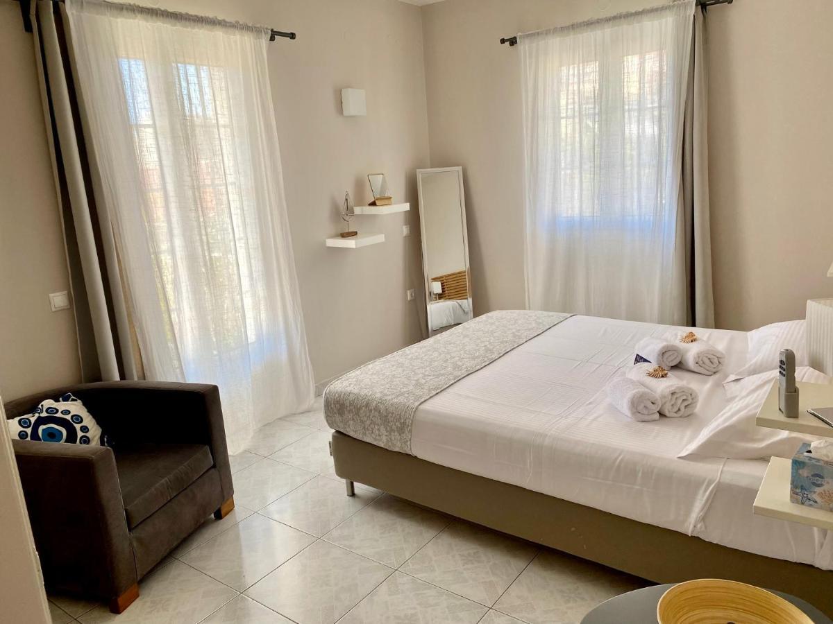 Filippos Apartments Argostoli  Eksteriør billede