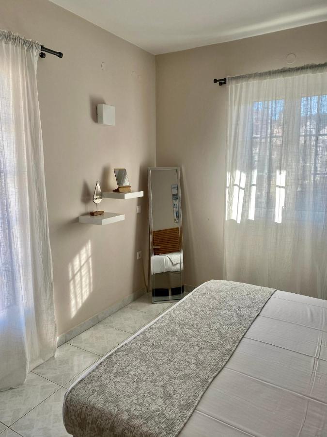 Filippos Apartments Argostoli  Eksteriør billede